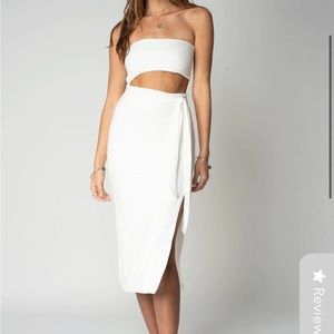 White strapless knitted dress